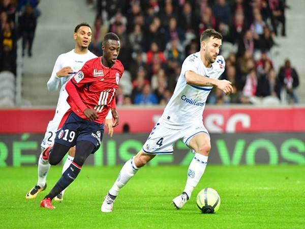 Nhận định kèo Tài Xỉu Strasbourg vs Lille (2h00 ngày 15/10)