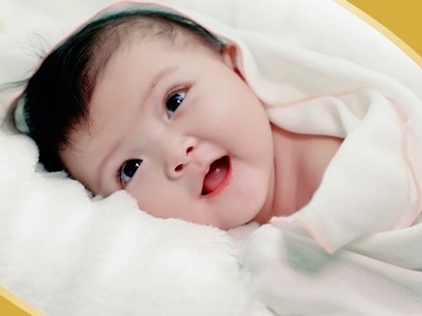 Gặp em bé trẻ em chốt số nào chắc trúng lớn? 