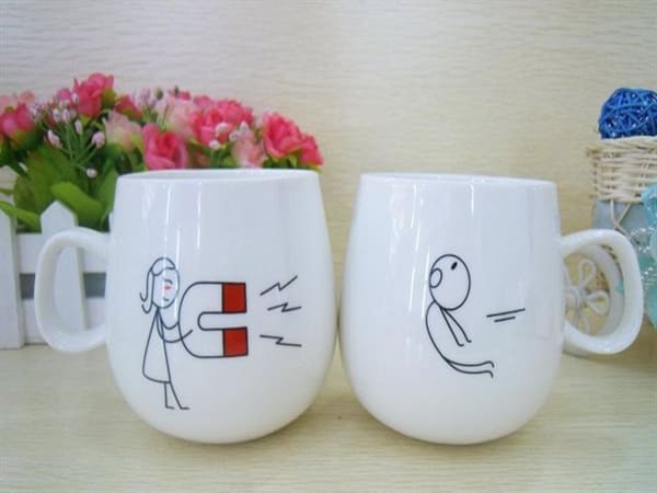 Lựa chọn cốc đúng cách để tặng cho người yêu